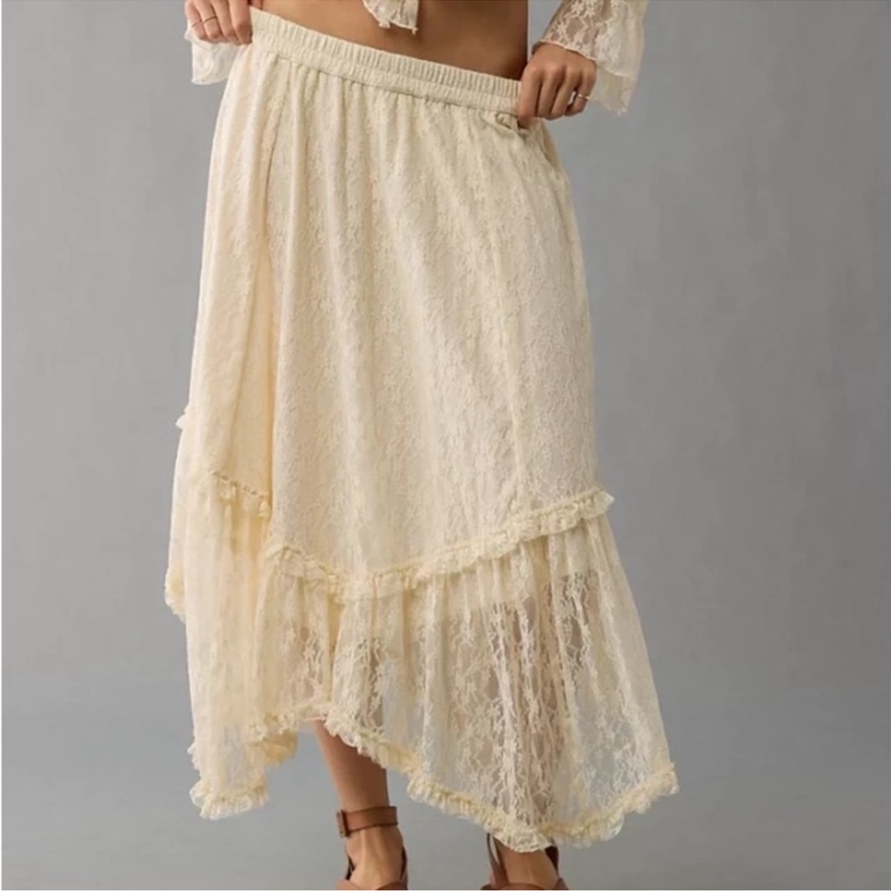 American Eagle Outfitters Cream Lace Midi Skirt